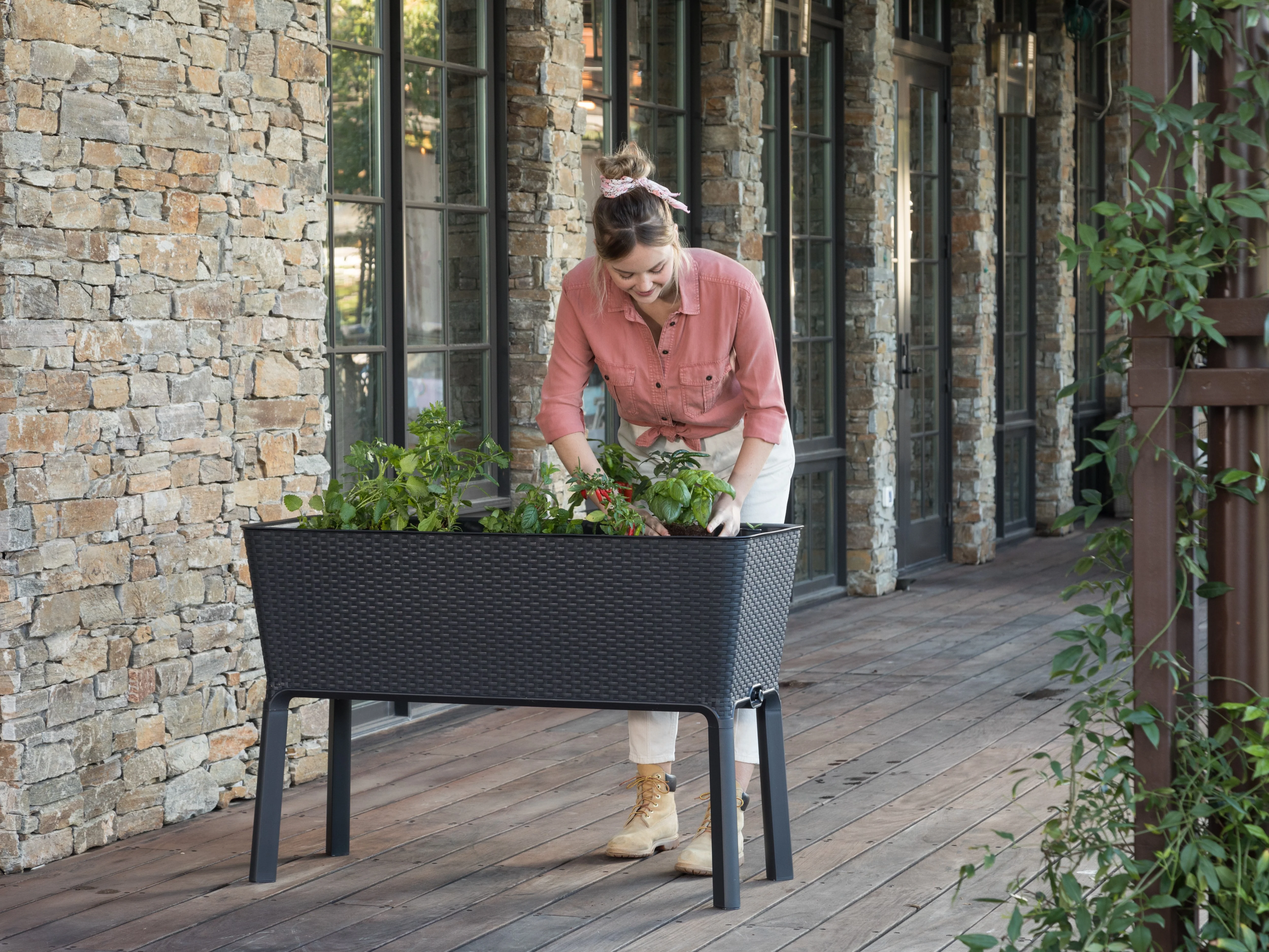 Full Bloom Garden Bed - Graphite 120L - Image 3
