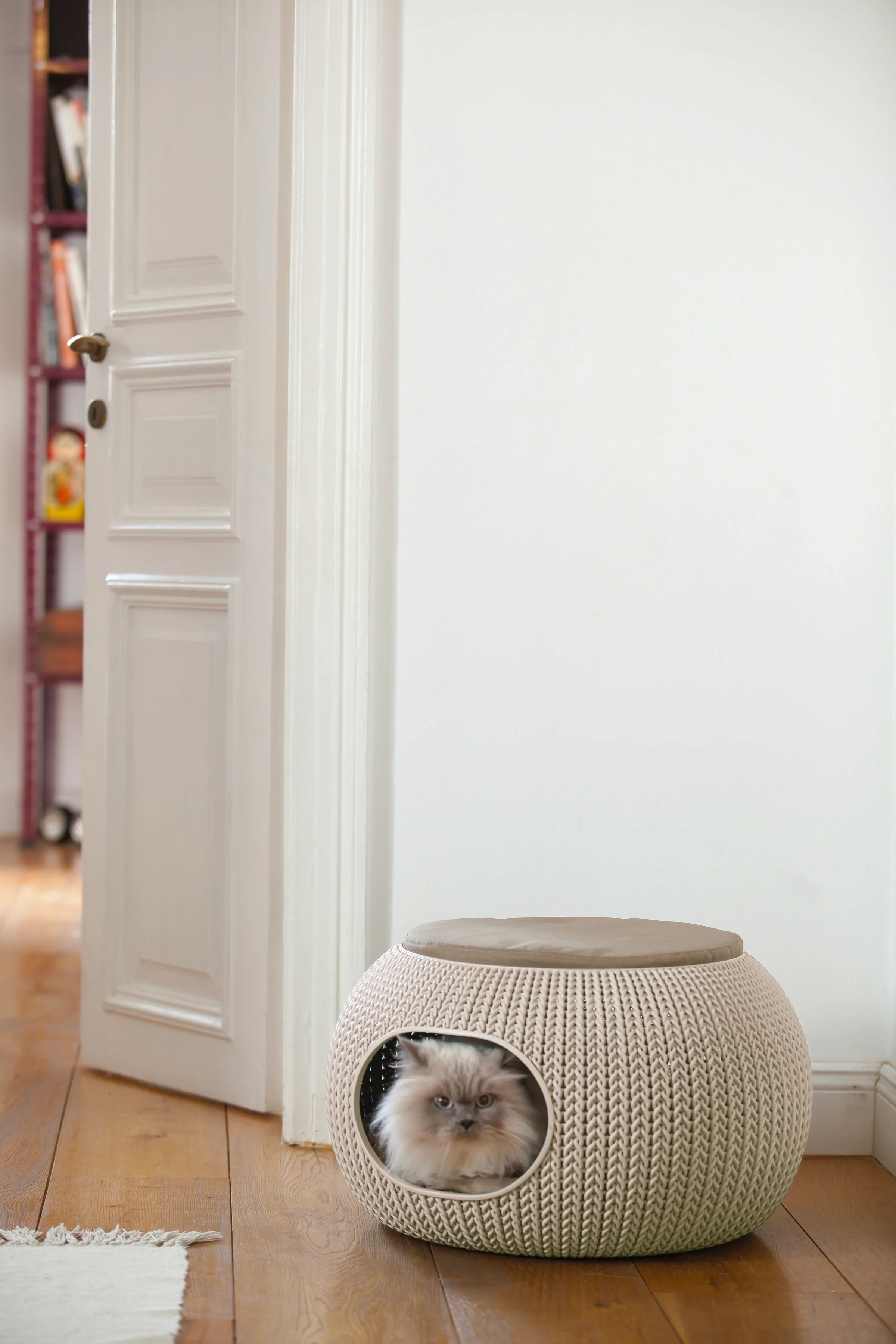 Pet House - Knit Cozy Pet Home - Image 3