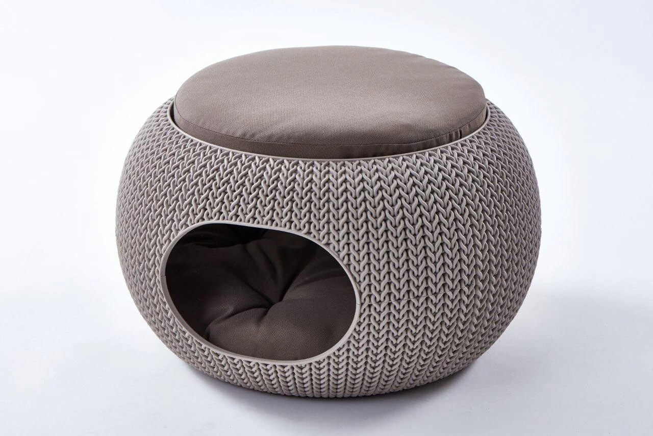 Pet House - Knit Cozy Pet Home - Image 4