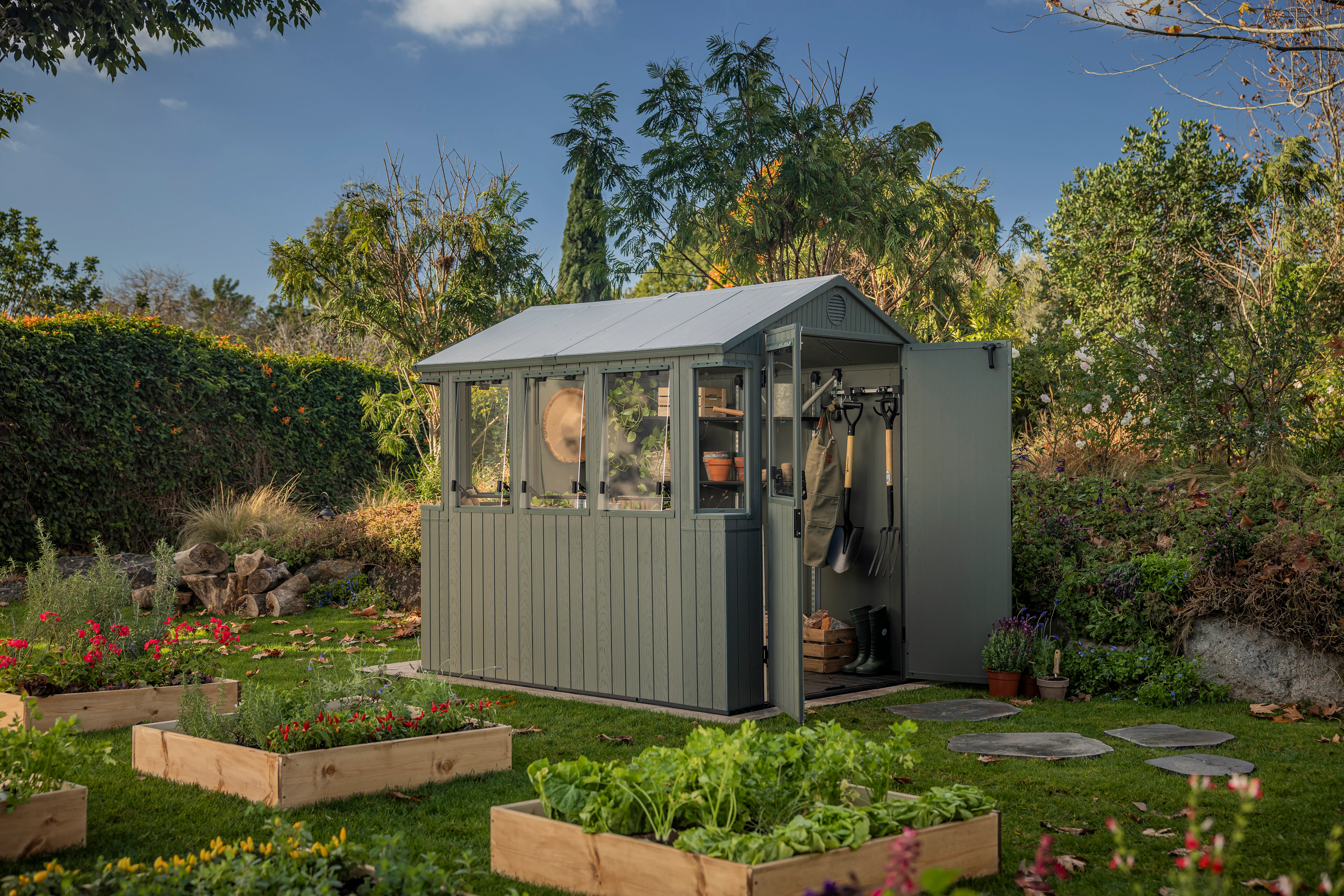 Keter Potting Shed 6x8 - Green 1.9m x 2.44m - Image 3