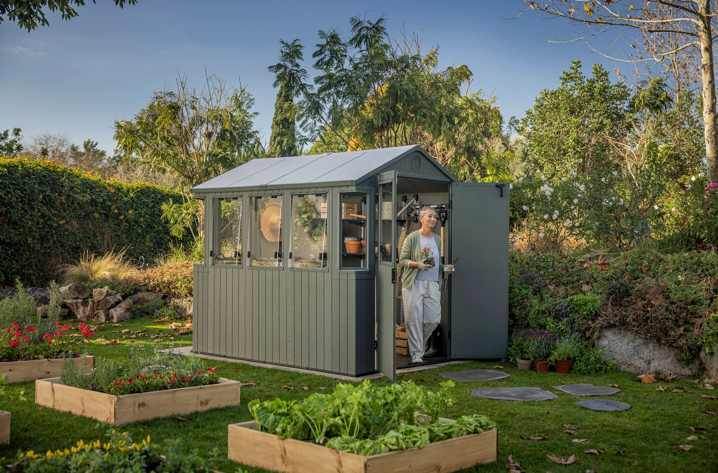 Keter Potting Shed 6x8 - Green 1.9m x 2.44m - Image 4